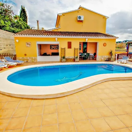 Angevic - A Delightful Located In The Town Of Moraira