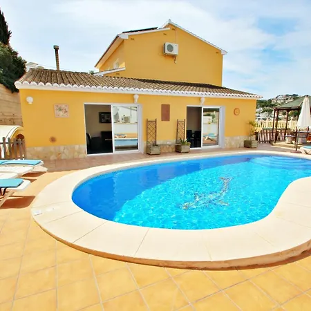 Angevic - A Delightful Located In The Town Of Villa *